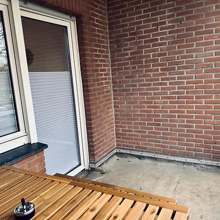 Am Hang Mit Balkon Im Gruenen Appartement *