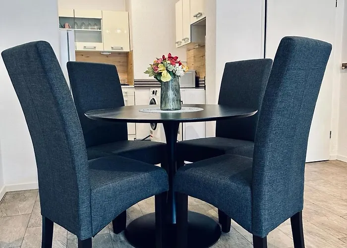 Am Hang Mit Balkon Im Gruenen * Bad Bentheim